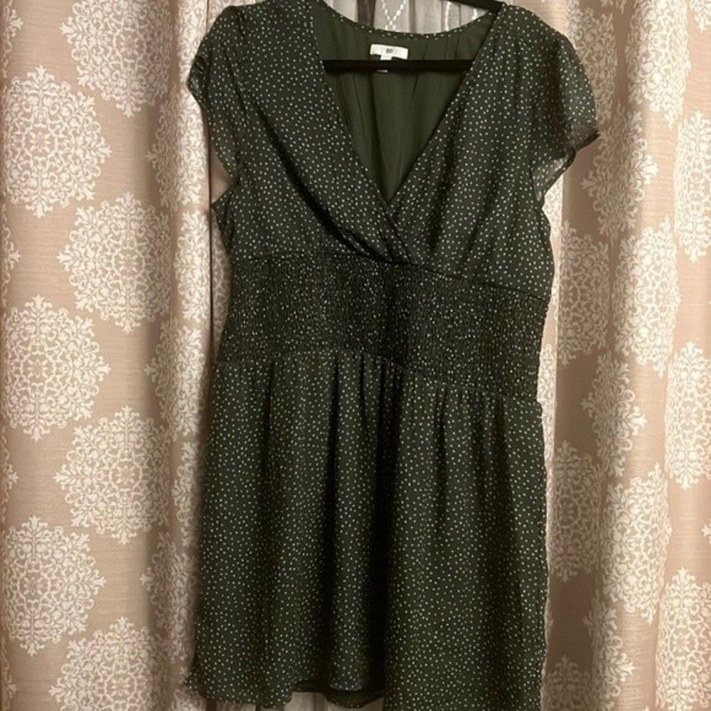 Nordstrom BP Olive Green Print V-Neck Mini Dress Smocked Waist Cap Sleeve- xl